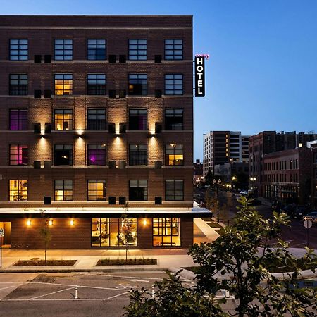 Готель Moxy Omaha Downtown Екстер'єр фото