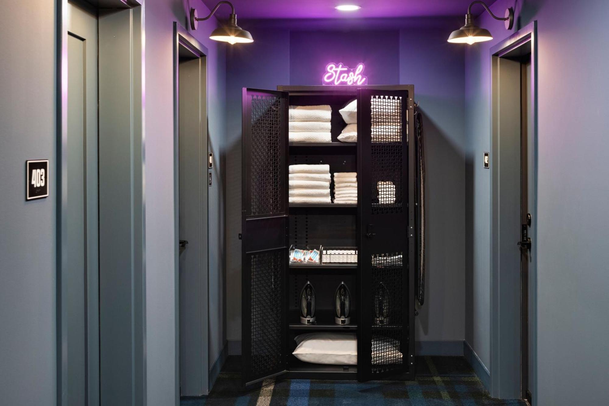 Готель Moxy Omaha Downtown Екстер'єр фото