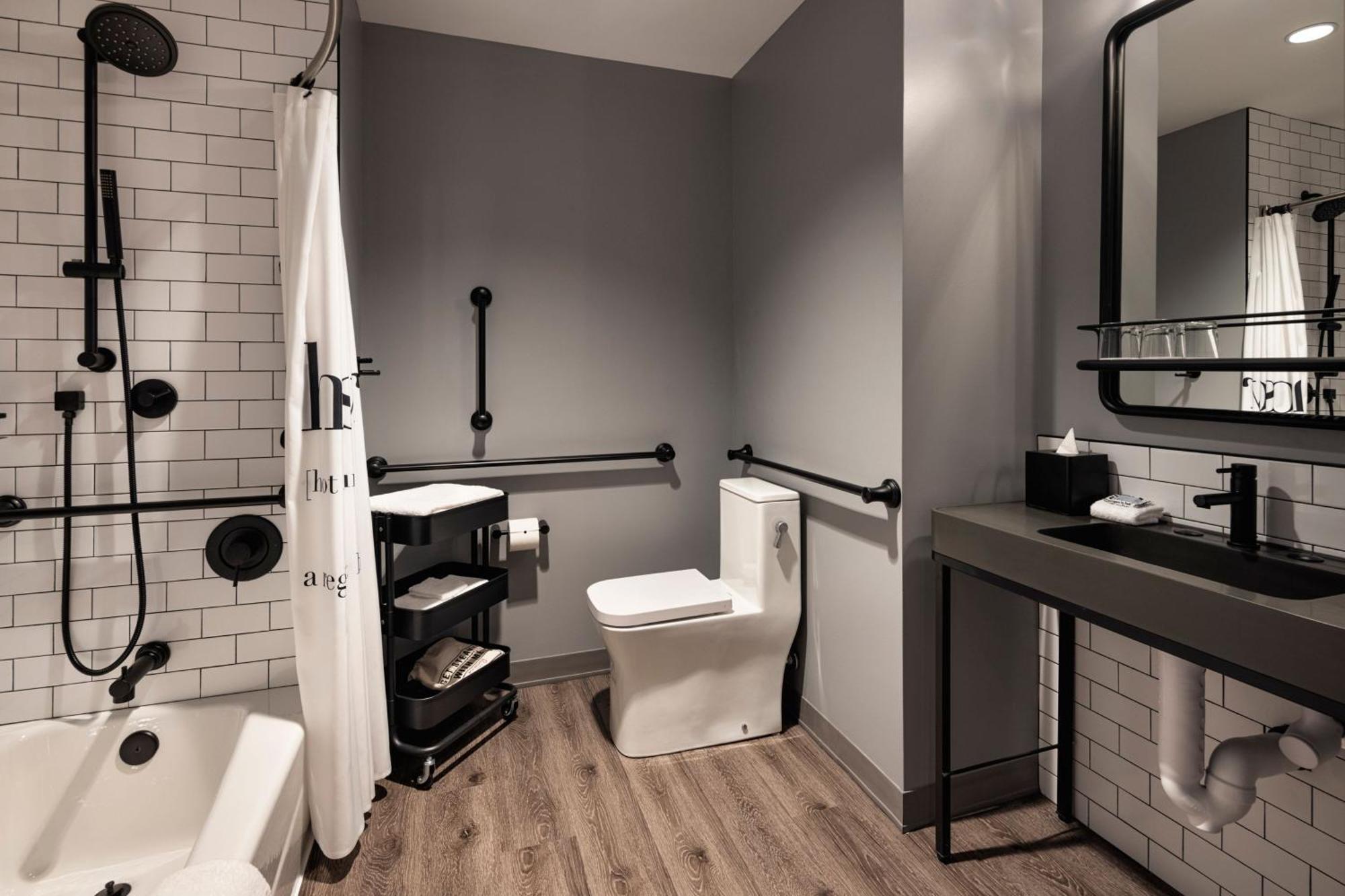 Готель Moxy Omaha Downtown Екстер'єр фото
