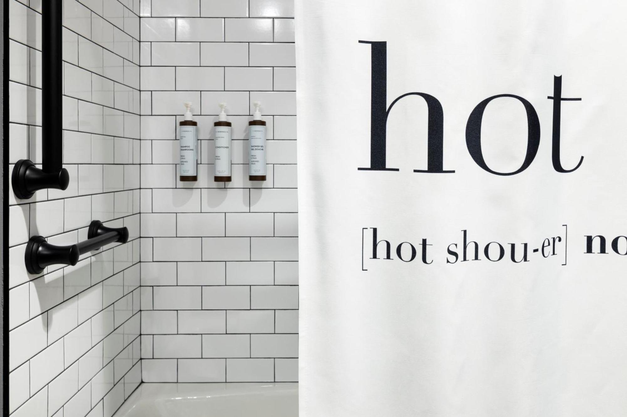 Готель Moxy Omaha Downtown Екстер'єр фото
