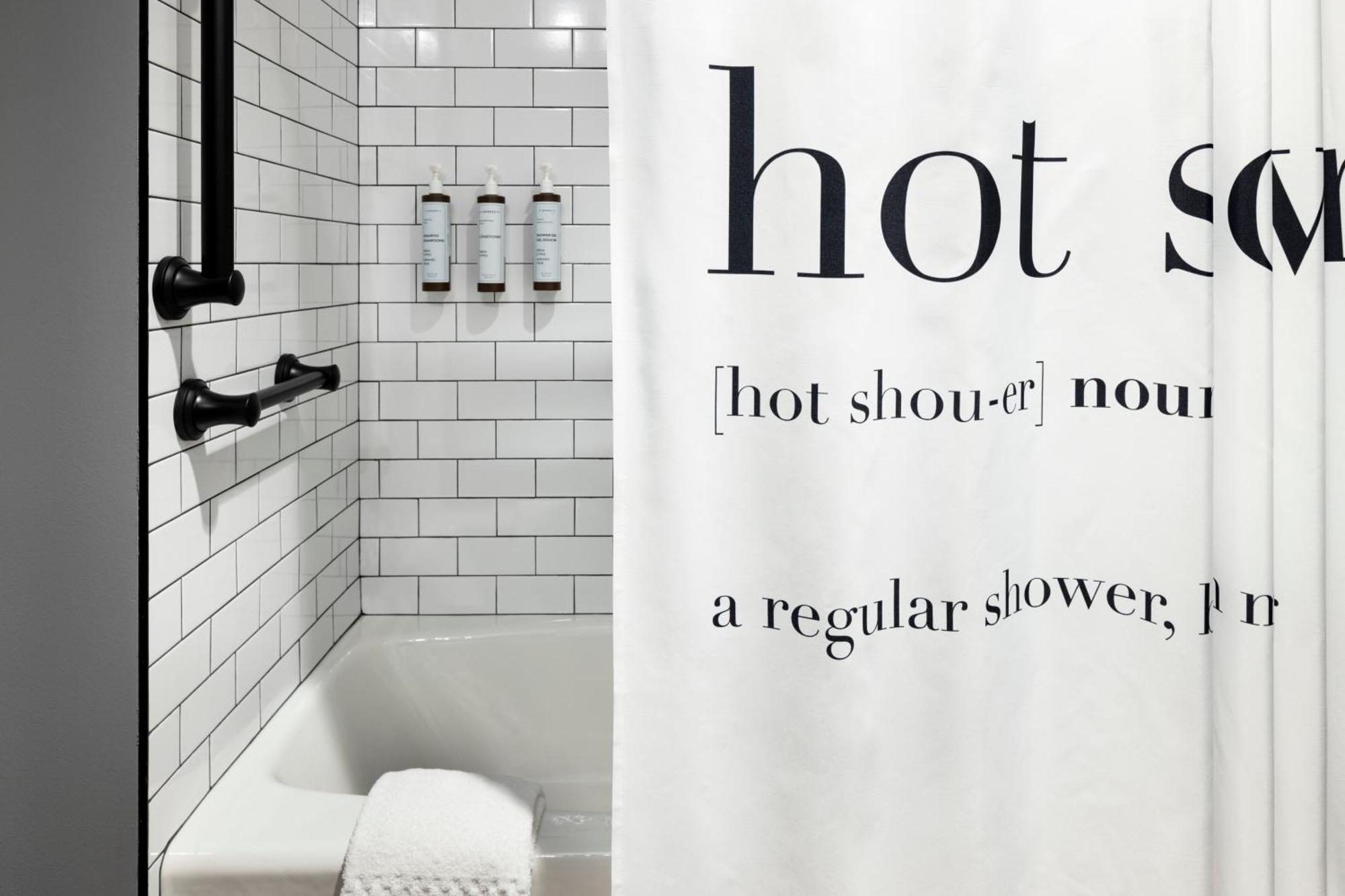 Готель Moxy Omaha Downtown Екстер'єр фото