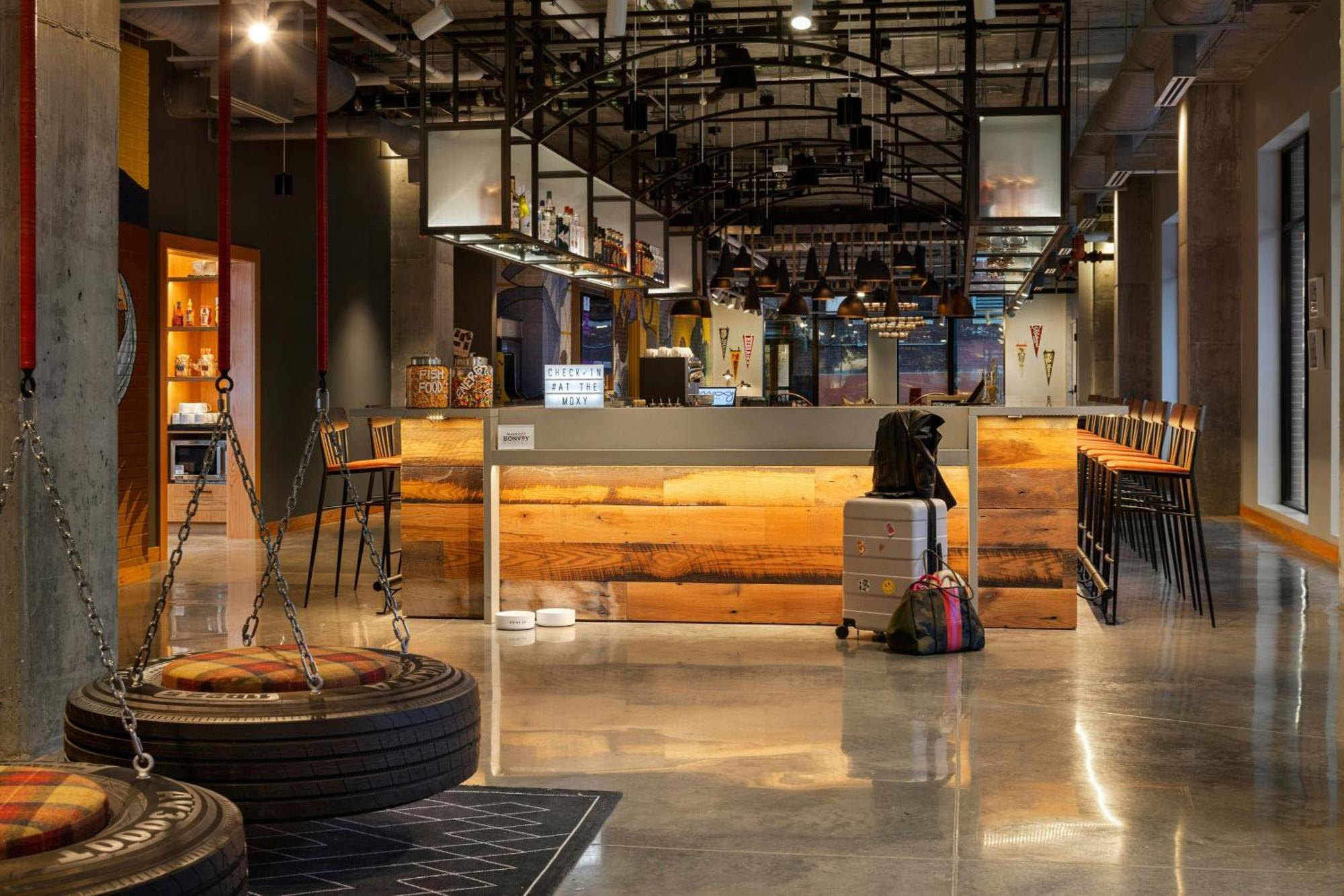 Готель Moxy Omaha Downtown Екстер'єр фото